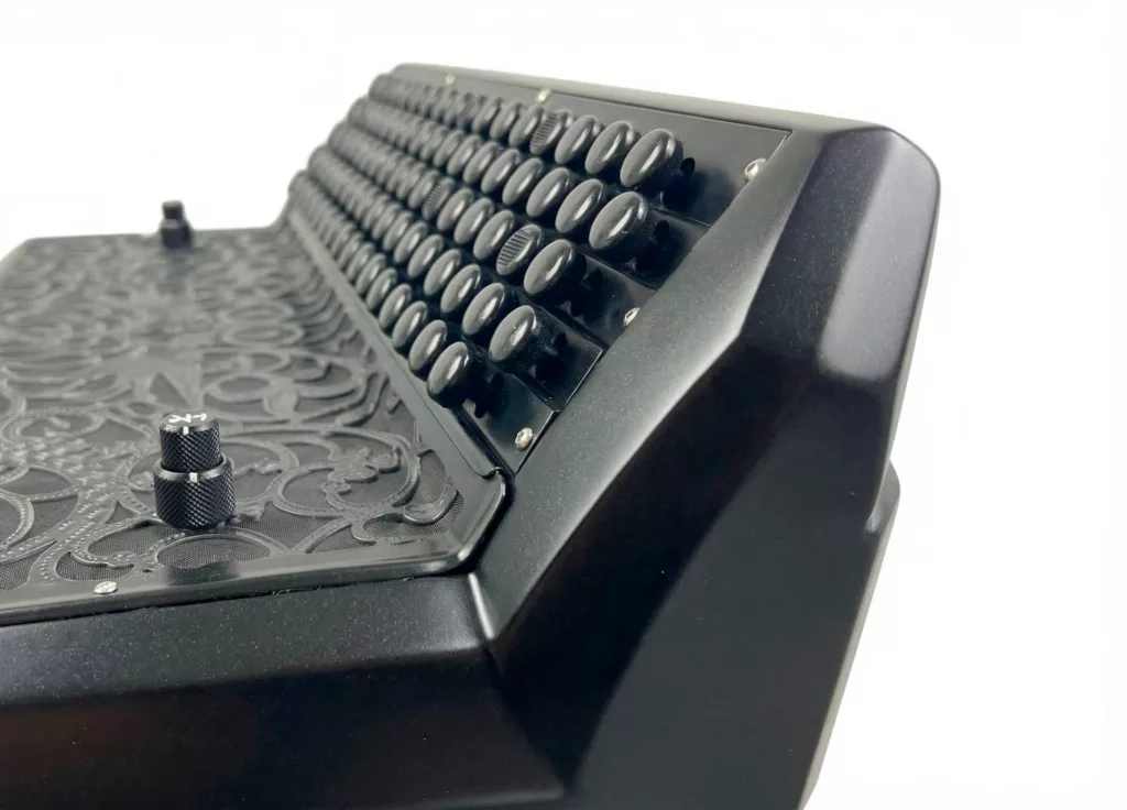 Système de microphones Cavagnolo iMac Pro intégrés dans un accordéon.